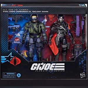 Hasbro G.I. Joe Steel Corps Commander vs. Twilight Guard - Green and Black